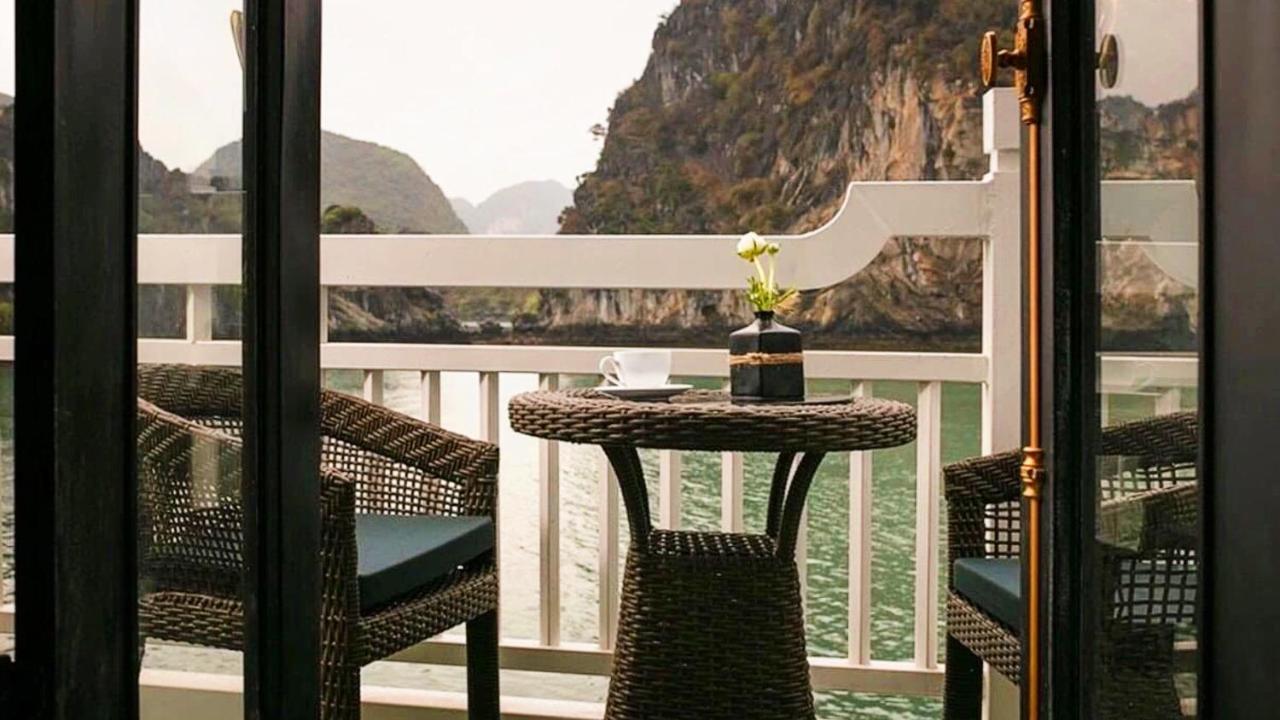 Lotus Elegance Cruise Hotel Ha Long Luaran gambar