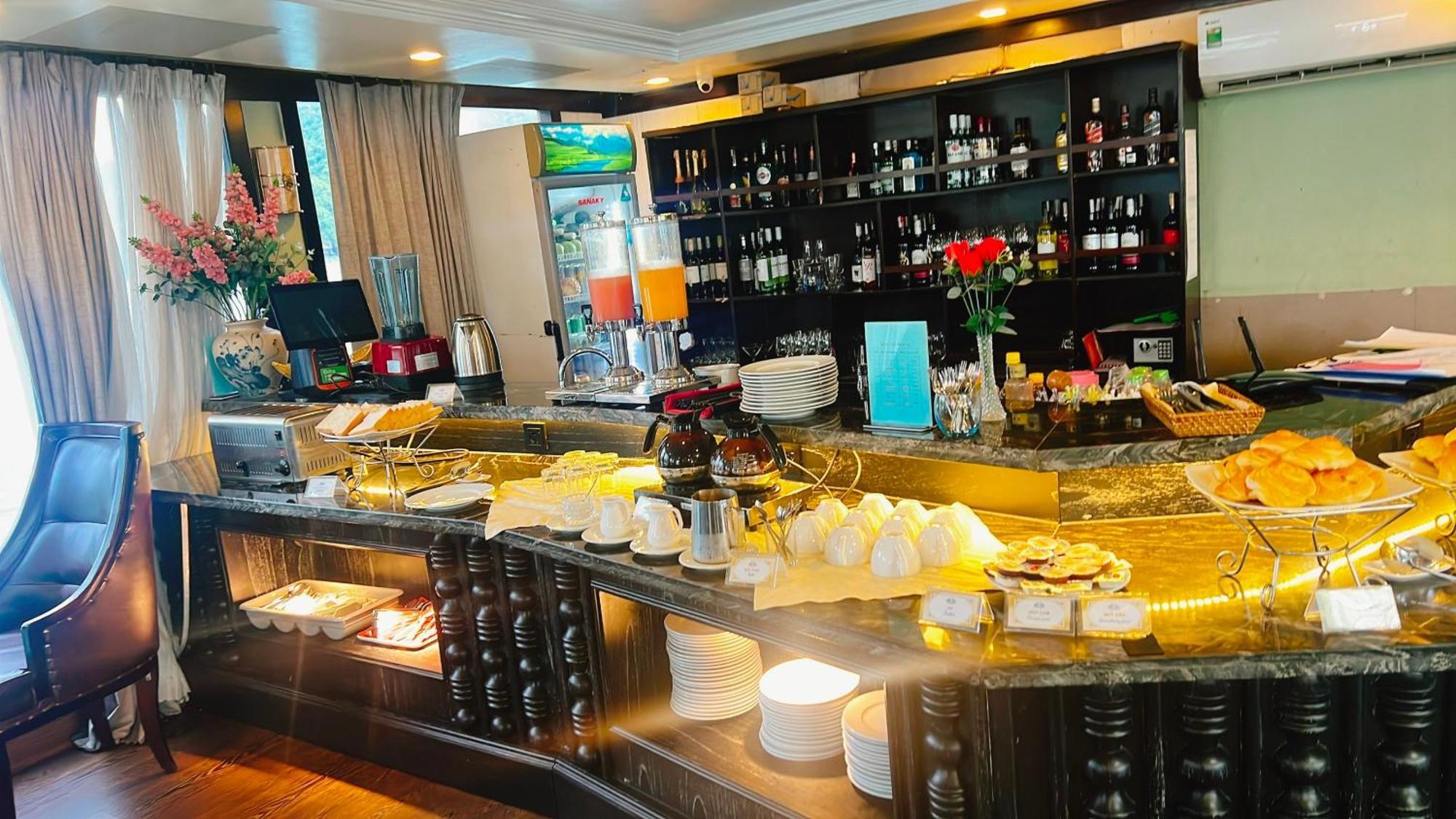 Lotus Elegance Cruise Hotel Ha Long Luaran gambar