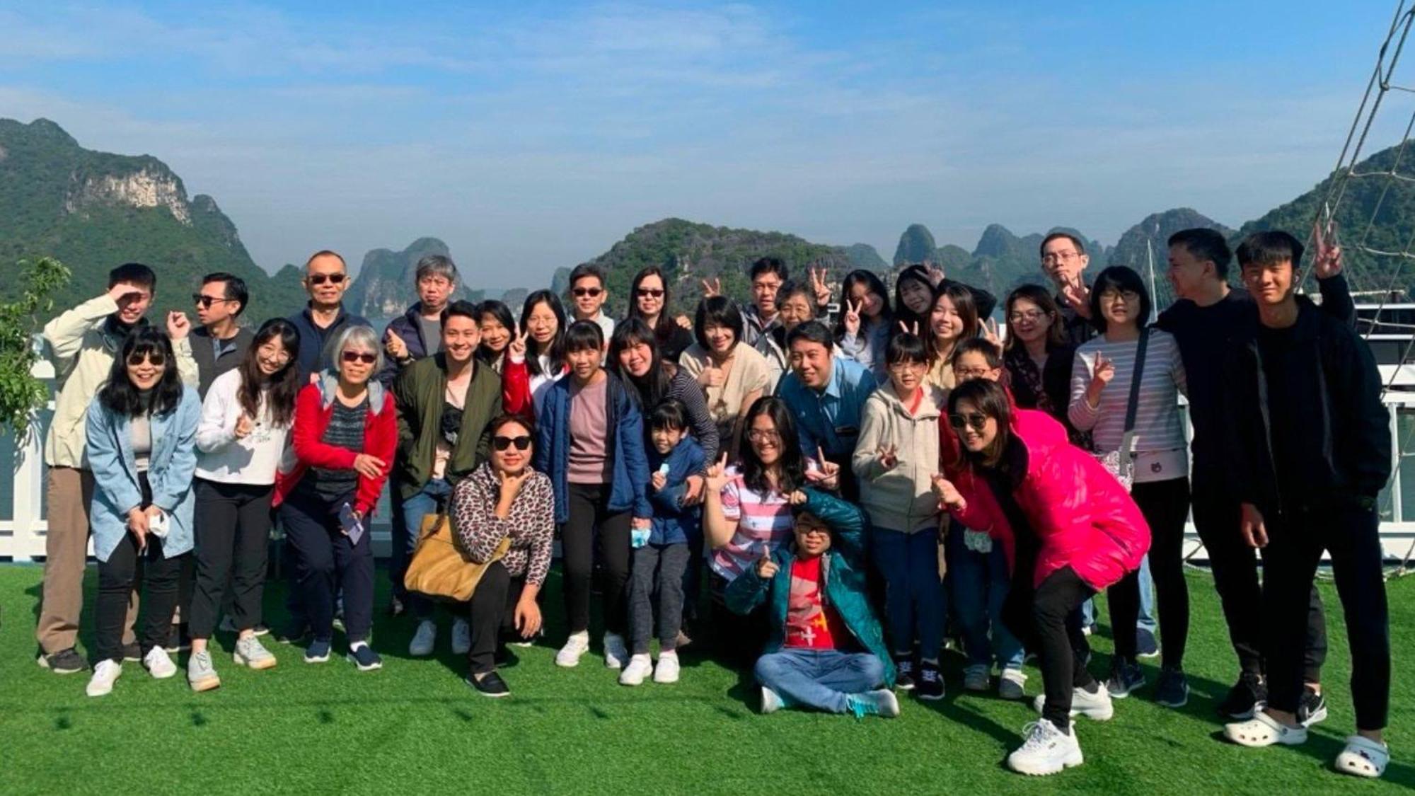 Lotus Elegance Cruise Hotel Ha Long Luaran gambar