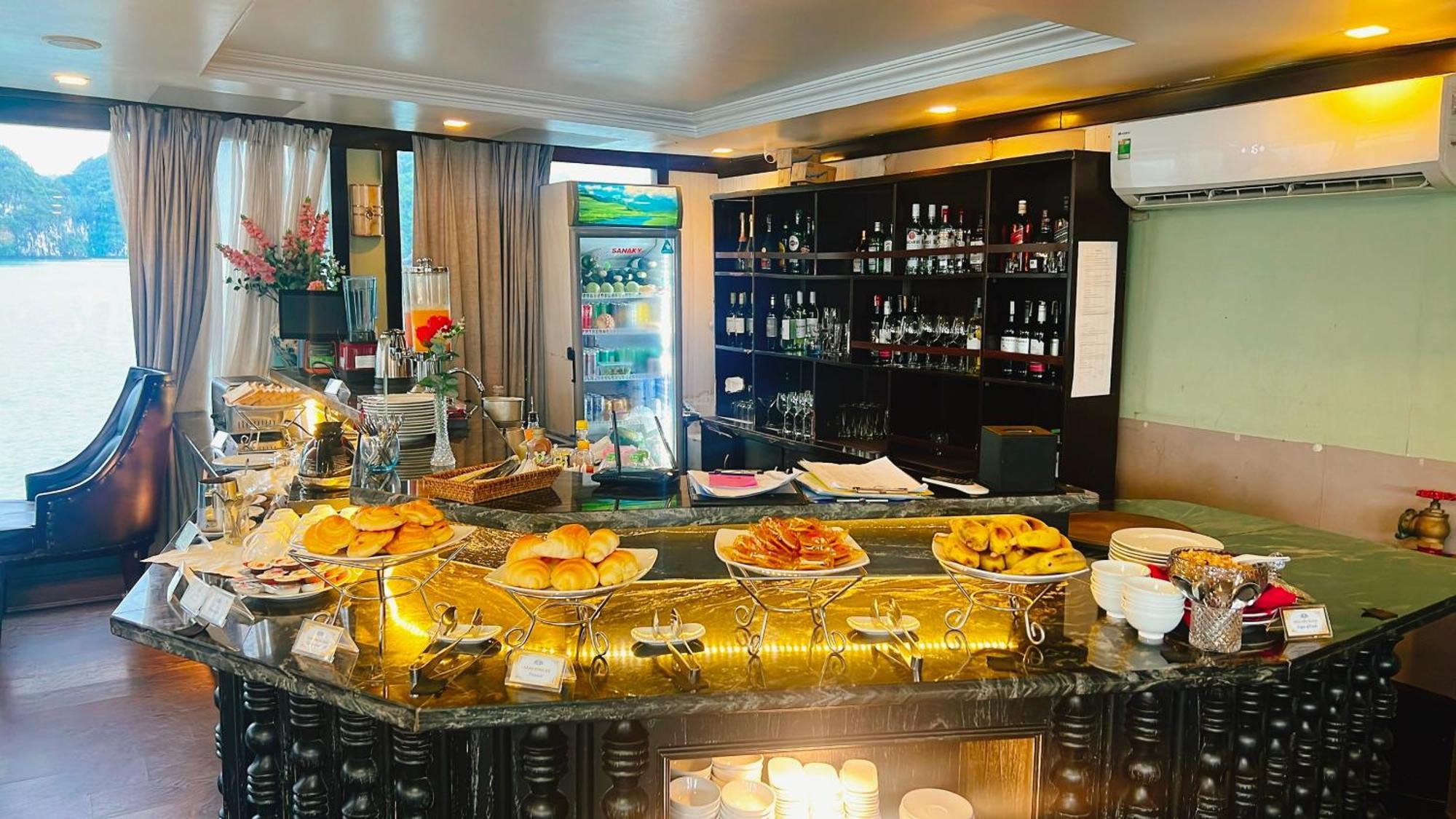 Lotus Elegance Cruise Hotel Ha Long Luaran gambar